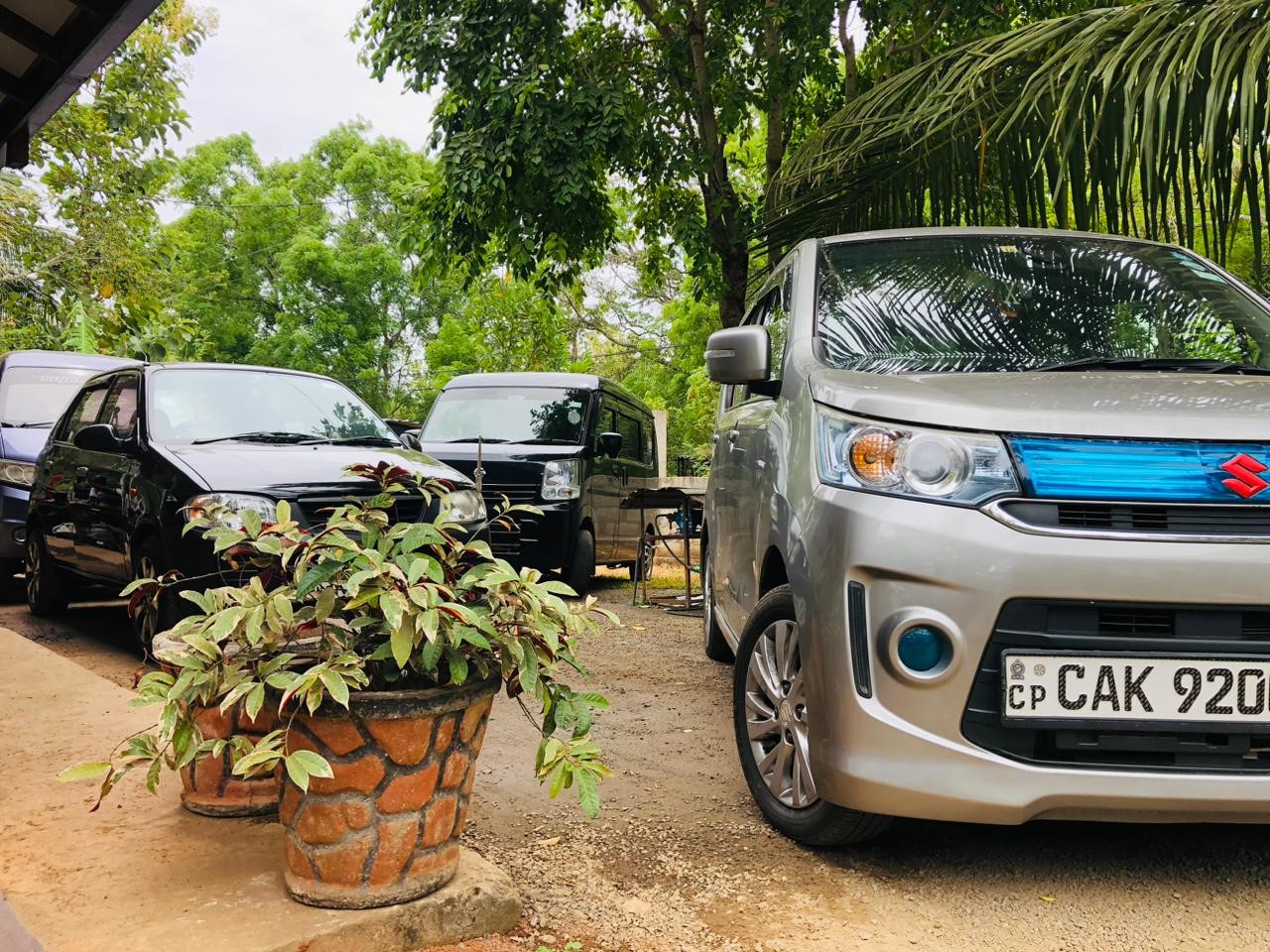 Book a ride with WagonCabs Anuradhapura